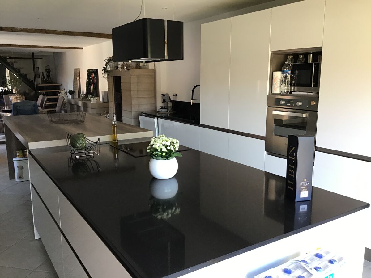 Cuisine équipée sur mesure Light Jet Blanc Brillant