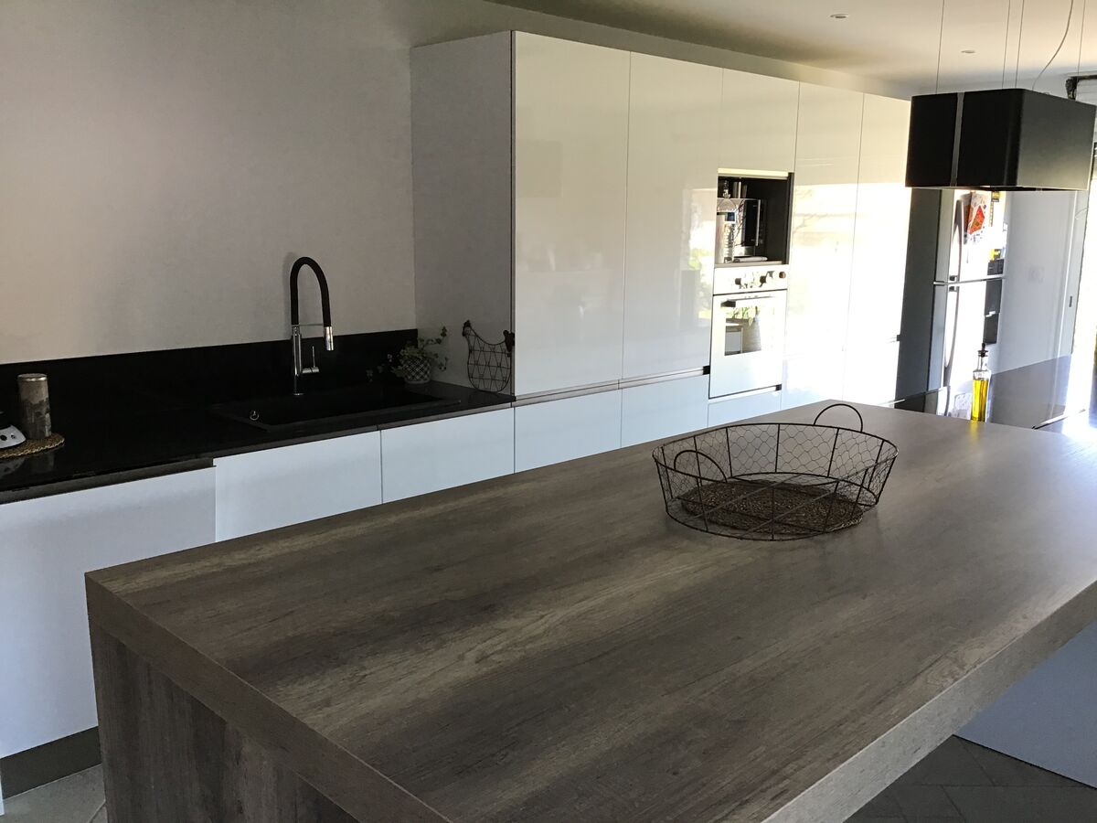 Rénovation cuisine équipée sur mesure Light Jet Blanc Brillant