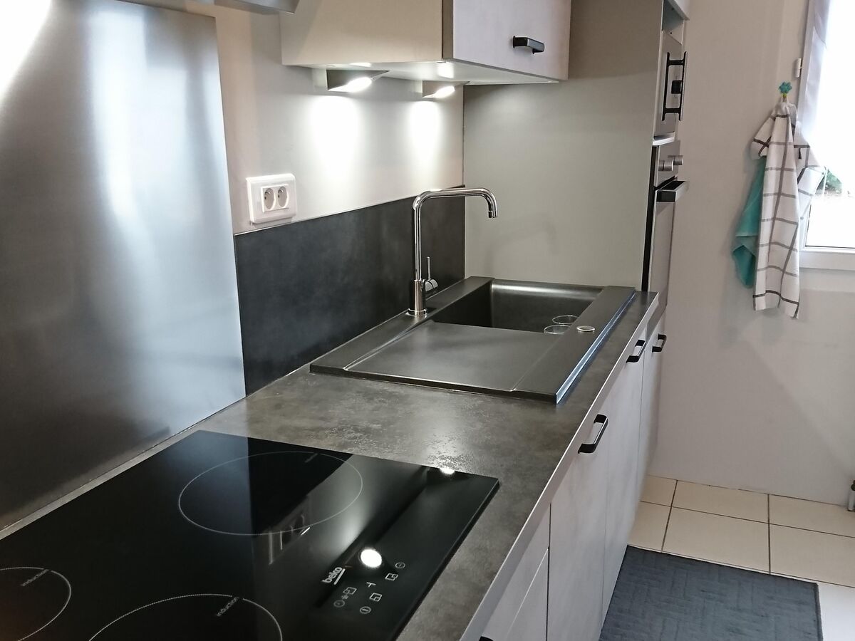 Rénovation cuisine équipée sur mesure Vega Béton Clair