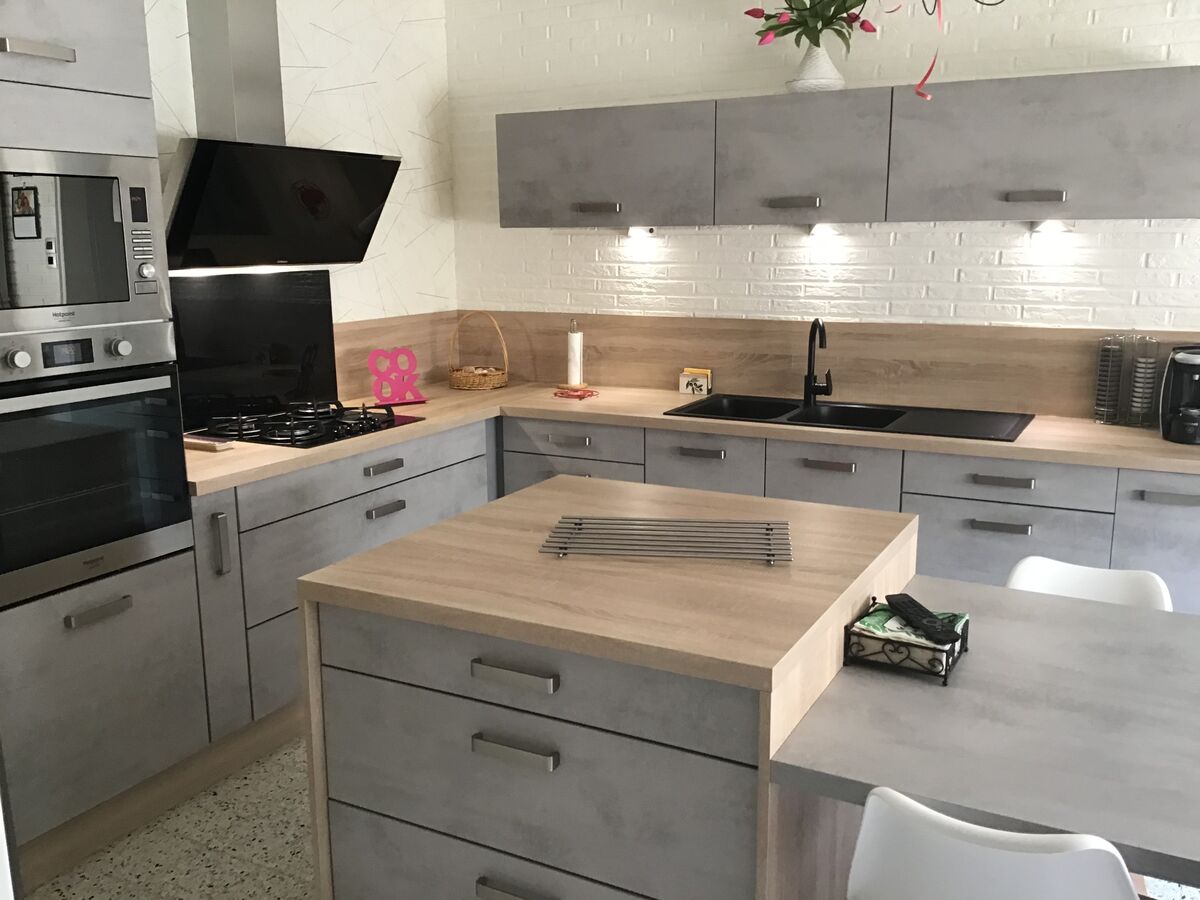 Rénovatio cuisine équipée sur mesure Véga Béton Clair