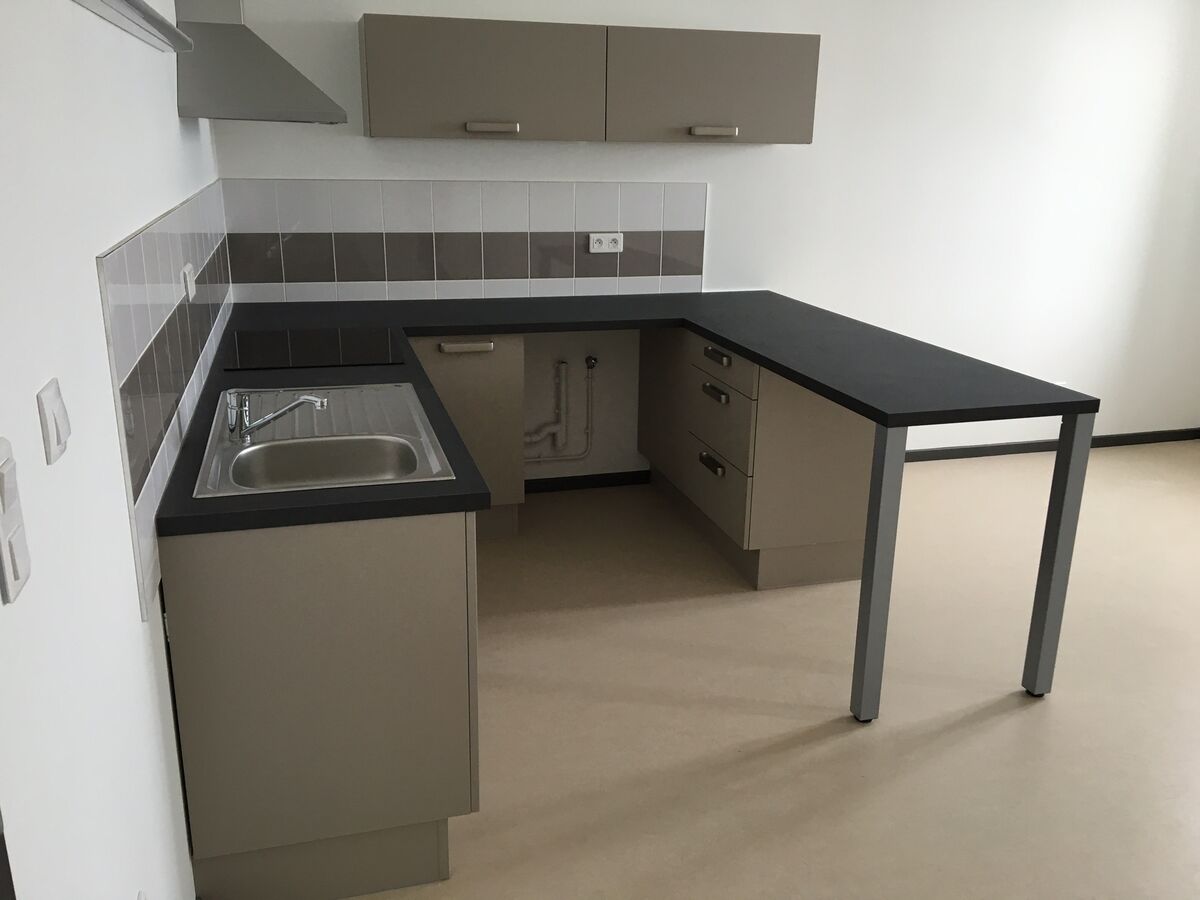 Cuisine avant-après sur mesure Vega Prem'S Taupe mat