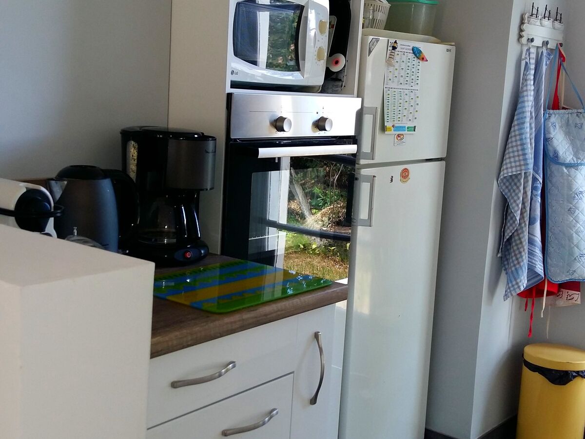 Rénovation cuisine sur mesure Petilla Blanc brillant