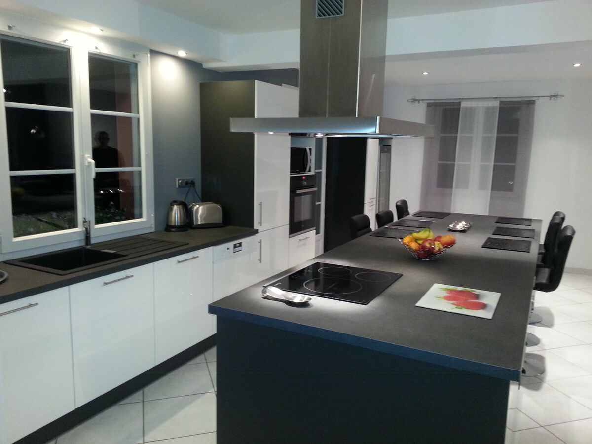 Cuisine avant-après sur mesure Light Blanc brillant