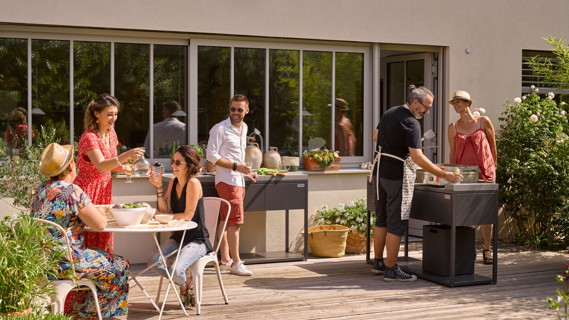 Pensez l’aménagement de votre jardin ou terrasse de manière optimale grâce à ces 5 grandes pistes de réflexion qui s’adaptent à tout espace extérieur !