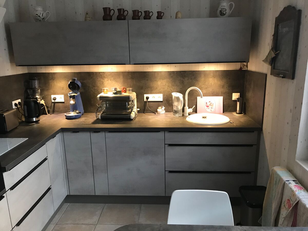 Rénovation cuisine équipée sur mesure Trend Béton Clair