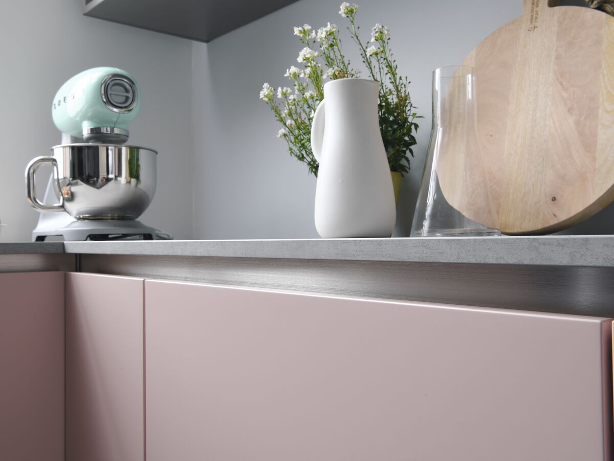 Gorges inox facade rose pastel