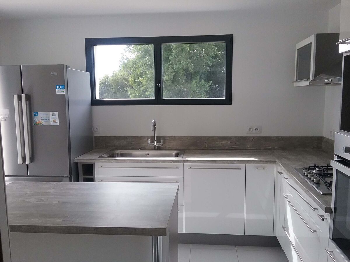 Rénovation cuisine équipée sur mesure Light Blanc Brillant