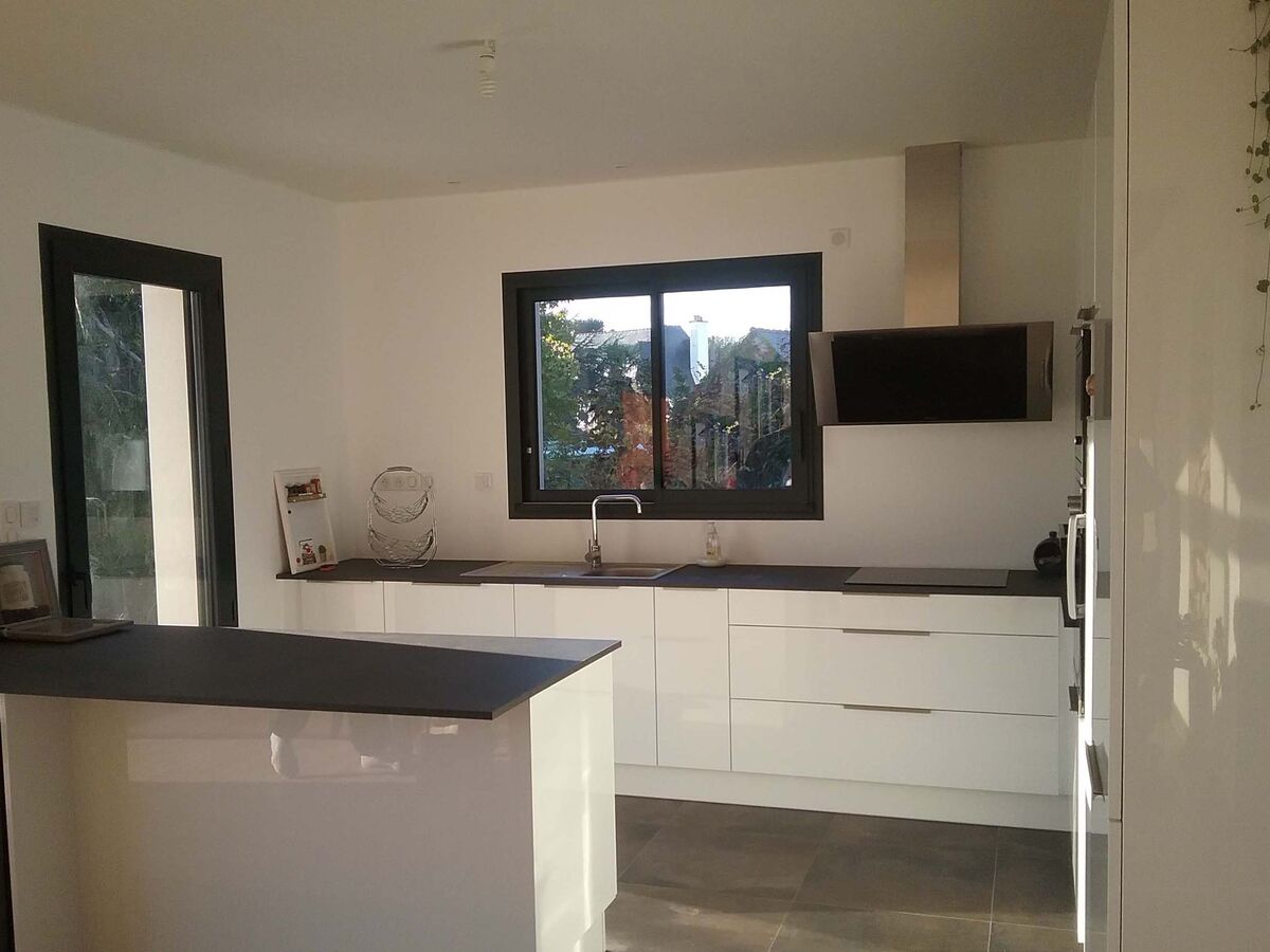 Rénovation cuisine équipée sur mesure Light Blanc Brillant