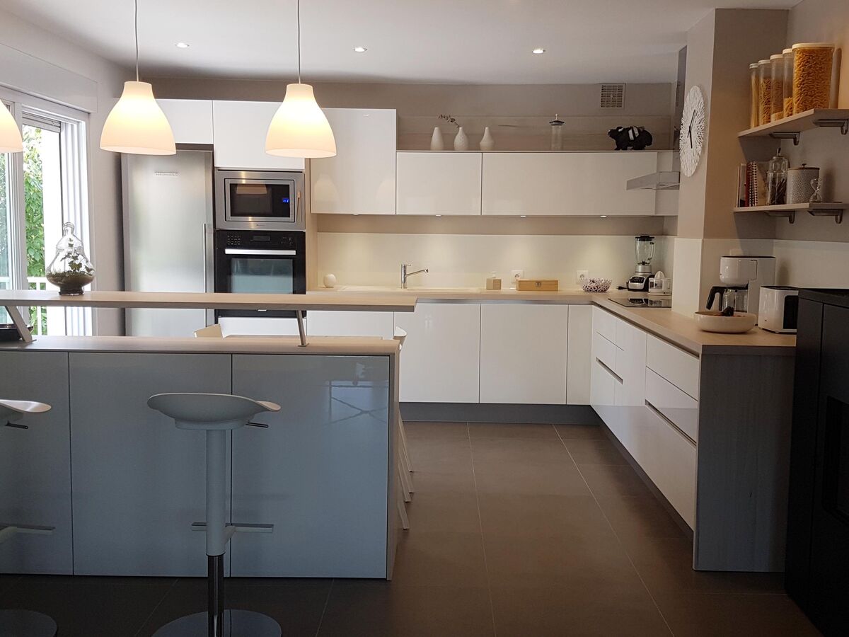 Rénovation cuisine équipée sur mesure Light Blanc Brillant