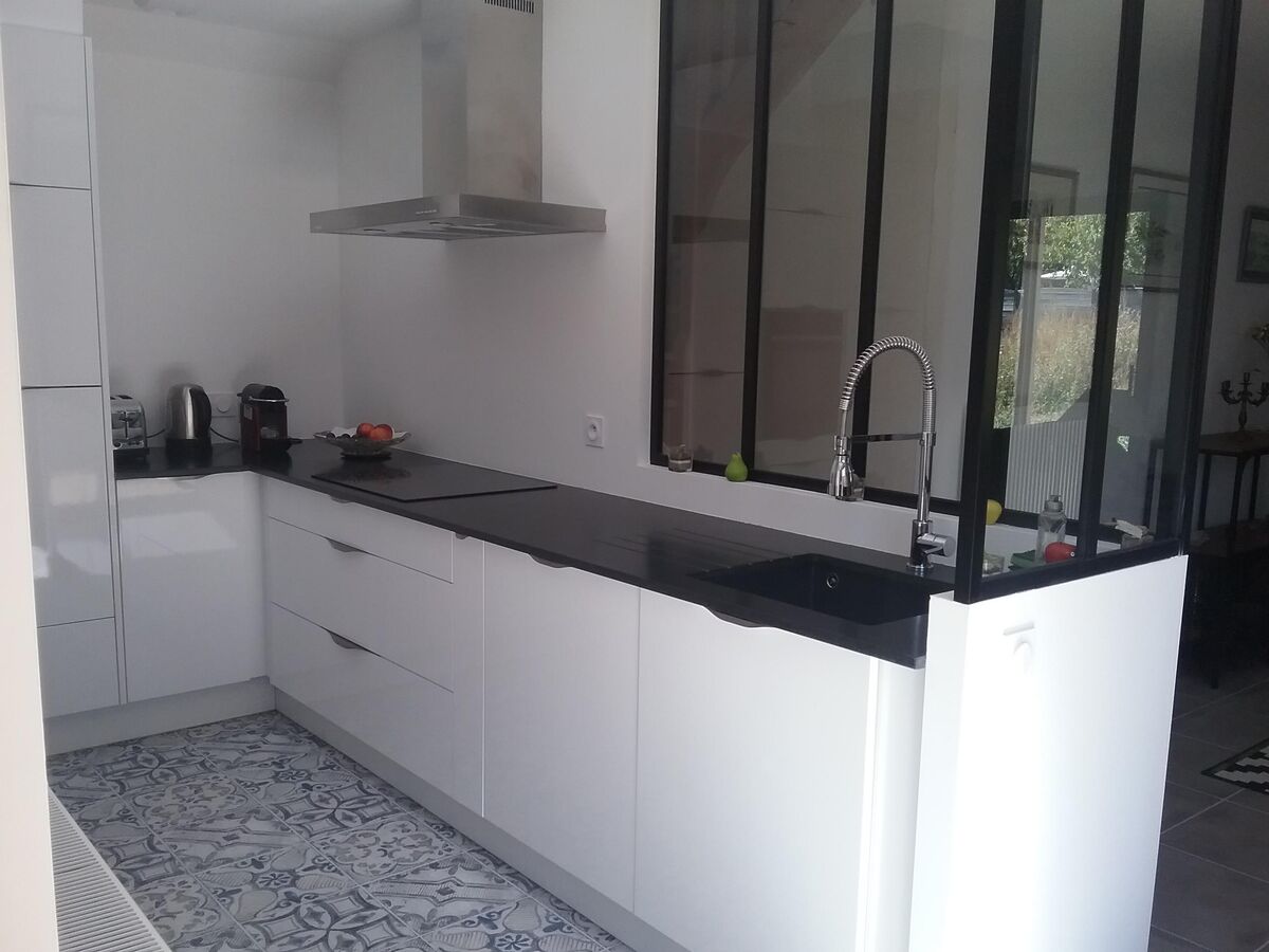 Cuisine équipée sur mesure Light Blanc Brillant