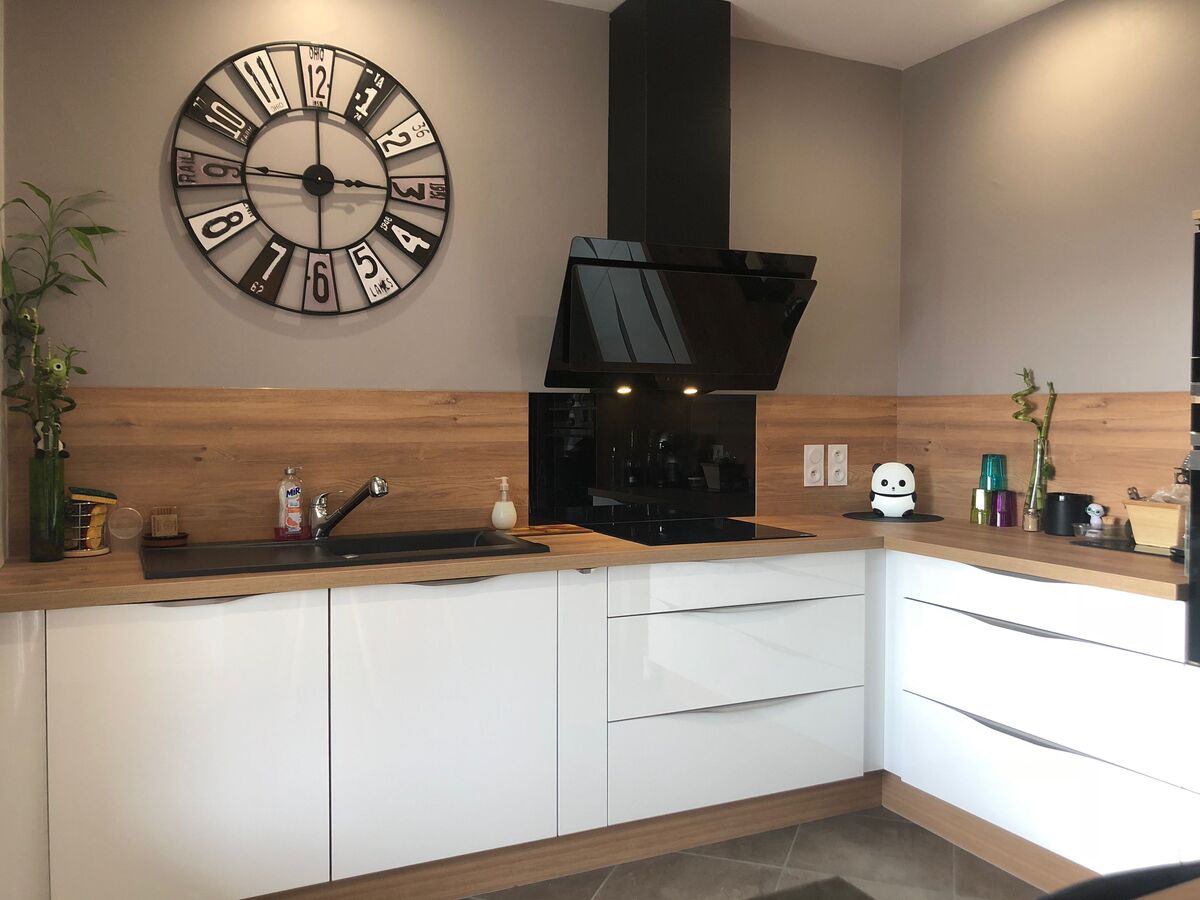 Cuisine équipée sur mesure Light Blanc Brillant