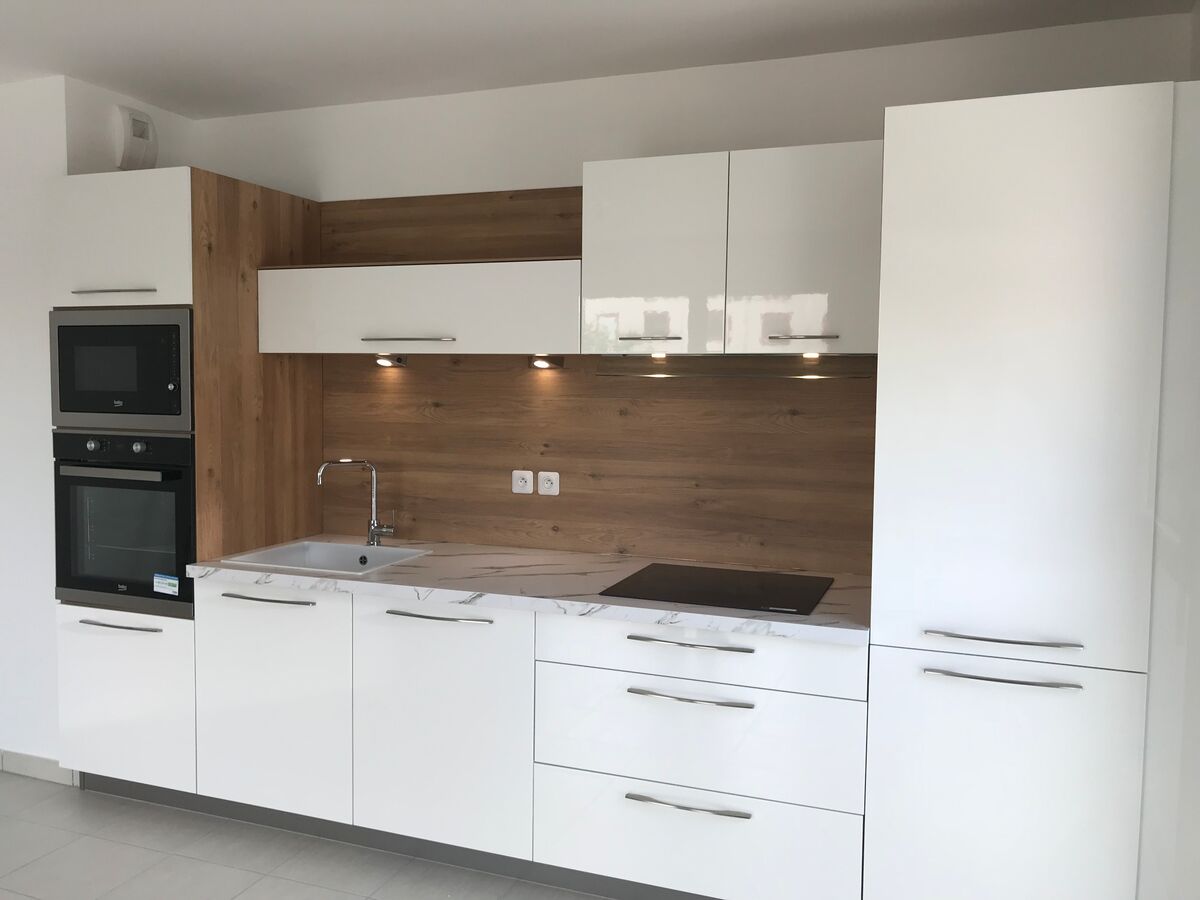 Rénovation cuisine équipée sur mesure Light Blanc Brillant