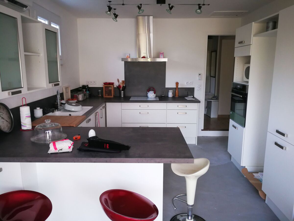 Rénovation cuisine équipée sur mesure Vega Prem's Blanc Brillant