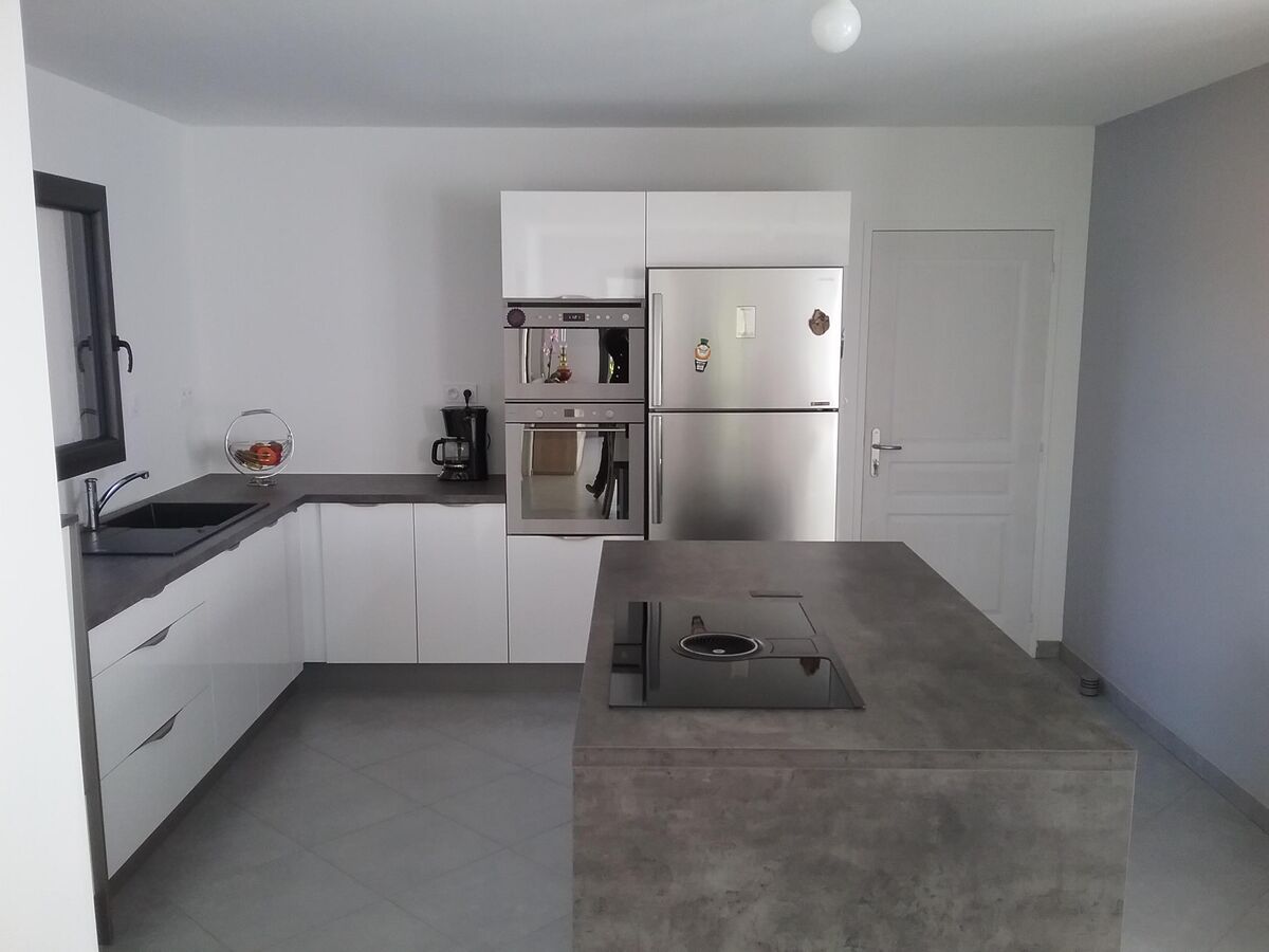 Rénovation cuisine équipée sur mesure Light Blanc Brillant