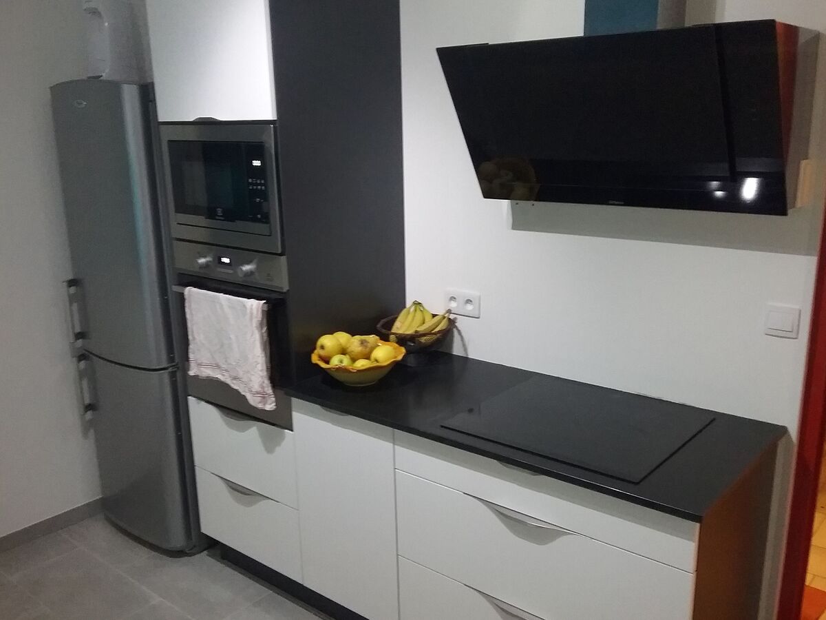 Rénovation cuisine équipée sur mesure Light Blanc Brillant