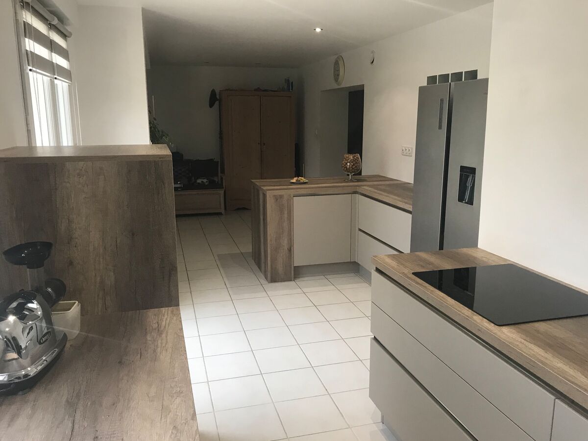 Cuisine avant-après sur mesure Trend Taupe Mat et Touch Cappuccino Soft