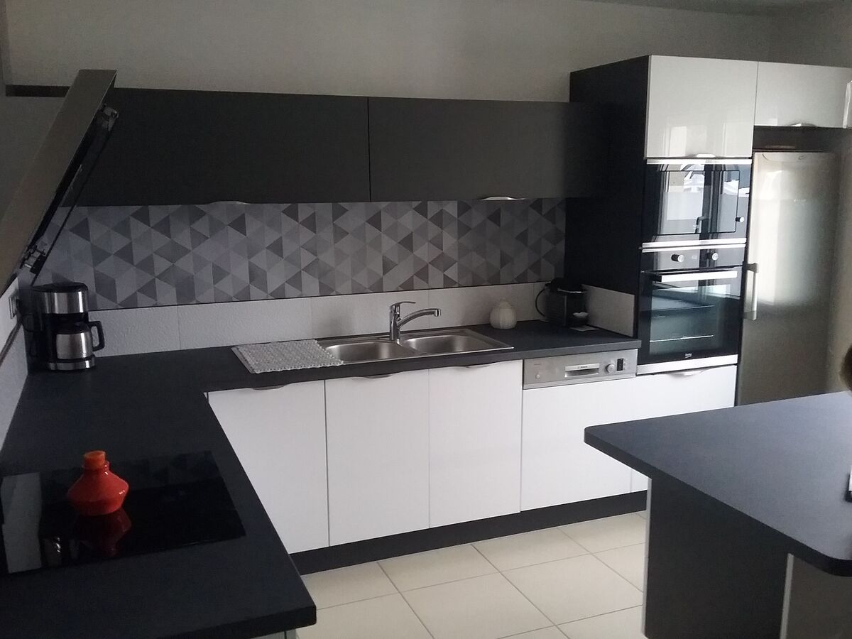 Cuisine équipée sur mesure Light Blanc Brillant