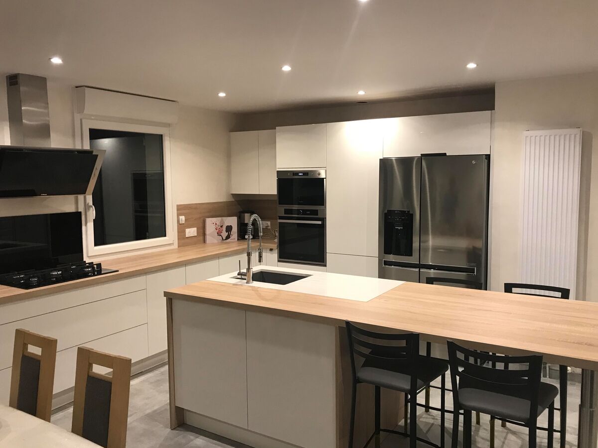 Cuisine avant-après sur mesure Light Blanc Brillant